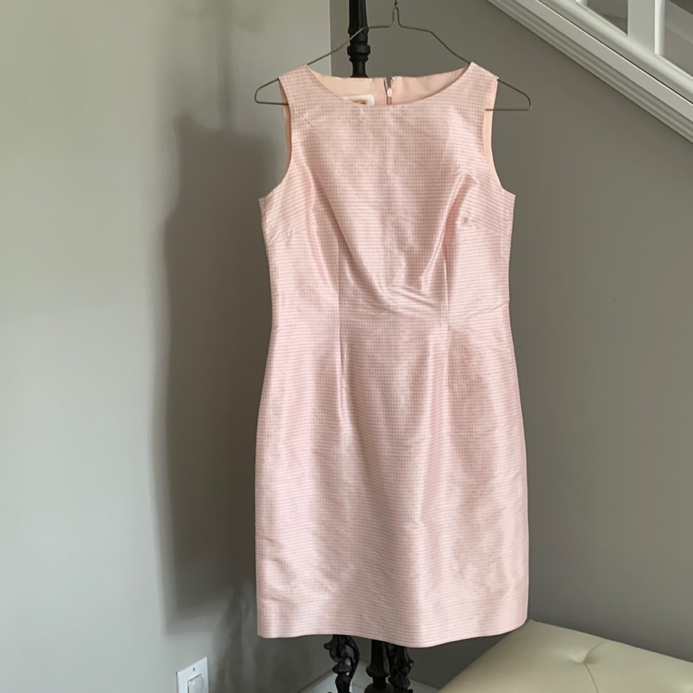 Womens  100% silk with lining dress. Style Is simple and classic.